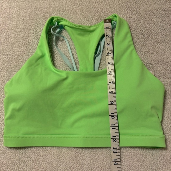 Fabletics Active Set Neon Green Boost High-Waisted 7/8 Legging Sports Bra - Picture 7 of 16